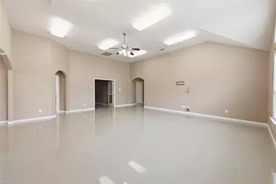 8234 Hall View Drive, Houston, TX 77075 - Photo 12