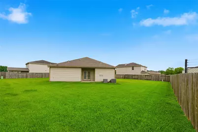 8234 Hall View Drive, Houston, TX 77075 - Photo 30