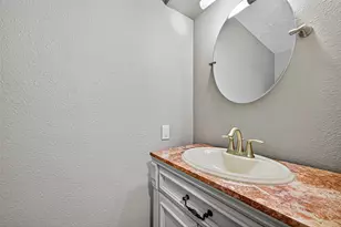 5815 Green Terrace Ln, Houston, TX 77088 - Photo 30