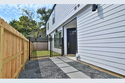 906A W 21st Street, Houston, TX 77018 - Photo 2