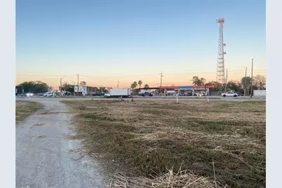 16118 County Road 897, Rosharon, TX 77583 - Photo 8