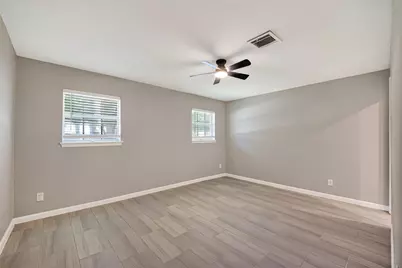 7607 Tanager Street, Houston, TX 77074 - Photo 14