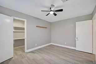 7607 Tanager St, Houston, TX 77074 - Photo 12
