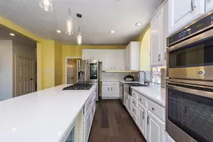 14111 Manderly Dr, Houston, TX 77077 - Photo 6
