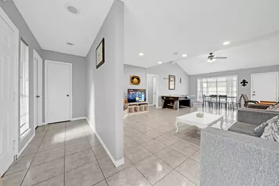 222 Wickhamford Way, Houston, TX 77015 - Photo 10