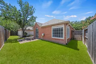 11106 Tulip Garden Ct, Houston, TX 77065 - Photo 2