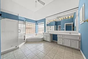 11106 Tulip Garden Ct, Houston, TX 77065 - Photo 16