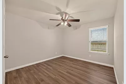 15359 Central Crescent Drive, Roman Forest, TX 77357 - Photo 30