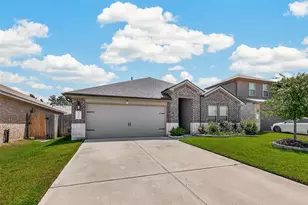 15359 Central Cres Dr, Roman Forest, TX 77357 - Photo 2