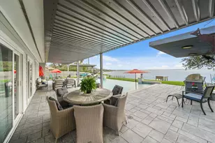 138 N Burnett Dr, Baytown, TX 77520 - Photo 6