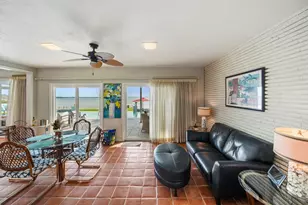 138 N Burnett Dr, Baytown, TX 77520 - Photo 10