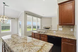 2506 Barton Springs St, League City, TX 77573 - Photo 10