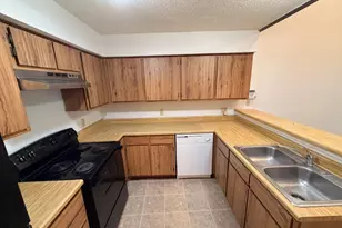 11983 Bob White Dr, Houston, TX 77035 - Photo 4