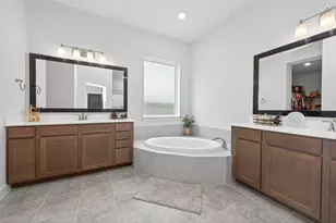 14327 Vis Vw Dr, Cypress, TX 77433 - Photo 24