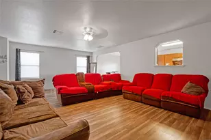 16435 Peyton Ridge Cir, Houston, TX 77049 - Photo 2