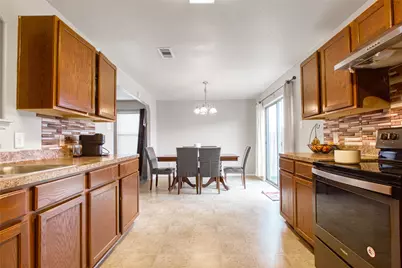 16435 Peyton Ridge Circle, Houston, TX 77049 - Photo 4