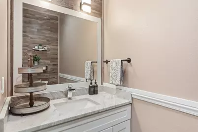 613 Oakdale Street, La Porte, TX 77571 - Photo 18