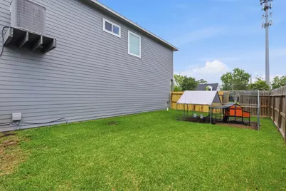 613 Oakdale Street, La Porte, TX 77571 - Photo 34