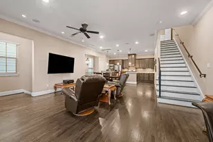 311 Bethje St, Houston, TX 77007 - Photo 4