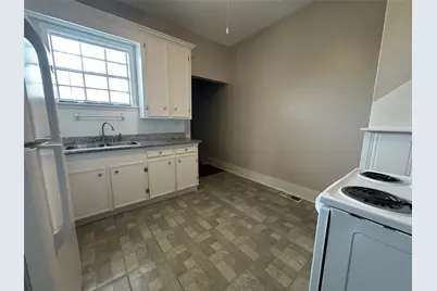 807 8th Street, Galveston, TX 77550 - Photo 8