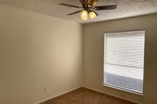 19927 Mountain Dale Dr, Cypress, TX 77433 - Photo 10