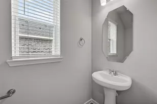 2107 Spring Hollow Dr, Baytown, TX 77521 - Photo 20