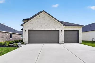 2107 Spring Hollow Drive, Baytown, TX 77521 - Photo 2