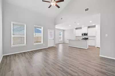 2107 Spring Hollow Drive, Baytown, TX 77521 - Photo 8