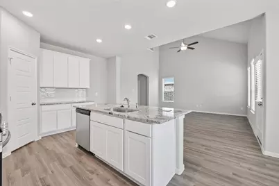 2107 Spring Hollow Drive, Baytown, TX 77521 - Photo 14
