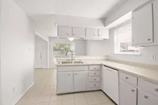 2902 Lacewing Ln, Houston, TX 77067 - Photo 6