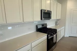 10105 Cabo del Sol Dr, Cleveland, TX 77327 - Photo 8