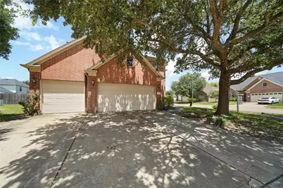 2111 Umber Elm Court, Katy, TX 77493 - Photo 2