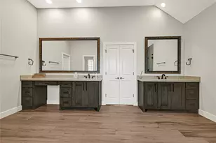 11218 Gallant Ridge, Houston, TX 77082 - Photo 18