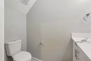 4719 Mallow St, Houston, TX 77033 - Photo 14