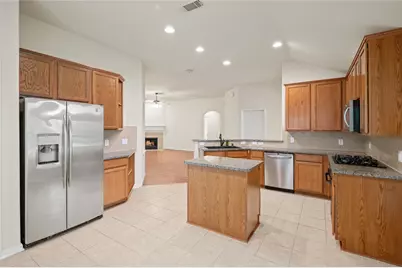 5210 Camarosa Drive, Pasadena, TX 77504 - Photo 6