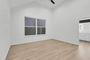 203 Danna Ln, Houston, TX 77009 - Photo 12