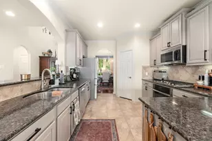2303 Crescent Water, Rosenberg, TX 77471 - Photo 12