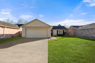 3932 Frontier Dr Dr, Sugar Land, TX 77479 - Photo 2