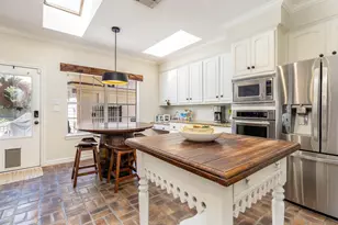 4007 Cinnamon Fern Ct, Houston, TX 77059 - Photo 10