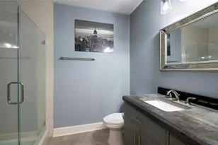 1011 Studemont St, Houston, TX 77007 - Photo 10