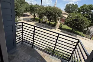 1011 Studemont St, Houston, TX 77007 - Photo 2