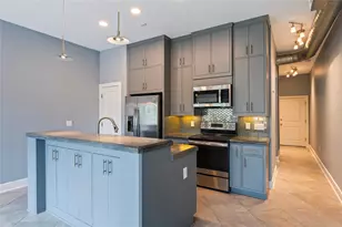 1011 Studemont St, Houston, TX 77007 - Photo 4