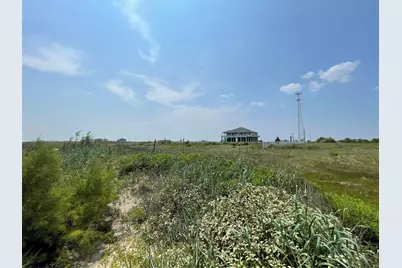 672 Hwy 87, Gilchrist, TX 77617 - Photo 10