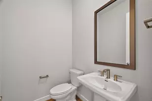 4906 Tanyard Manor Dr, Sugar Land, TX 77479 - Photo 16