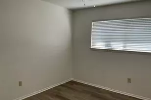 16223 Barcelona Dr, Friendswood, TX 77546 - Photo 12