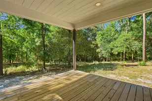 154 Lakeview Dr E, Livingston, TX 77351 - Photo 20