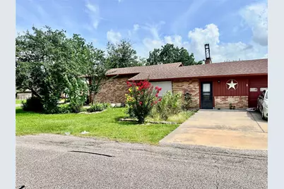 3802 Dolphin Lane, La Porte, TX 77571 - Photo 8