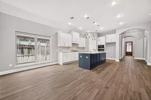 8758 Hbr Pnes Dr, Cypress, TX 77433 - Photo 6