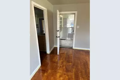 5810 Flamingo Drive, Houston, TX 77033 - Photo 20