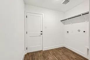 9 Keystone Ct, Angleton, TX 77515 - Photo 20